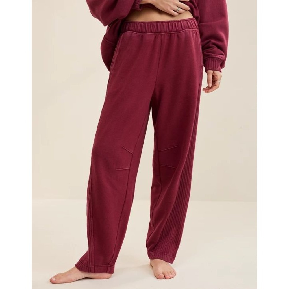 NWT Aerie Oh Snap! Barrel Sweatpants Deep Cherry Pull On Loungewear M Long‎